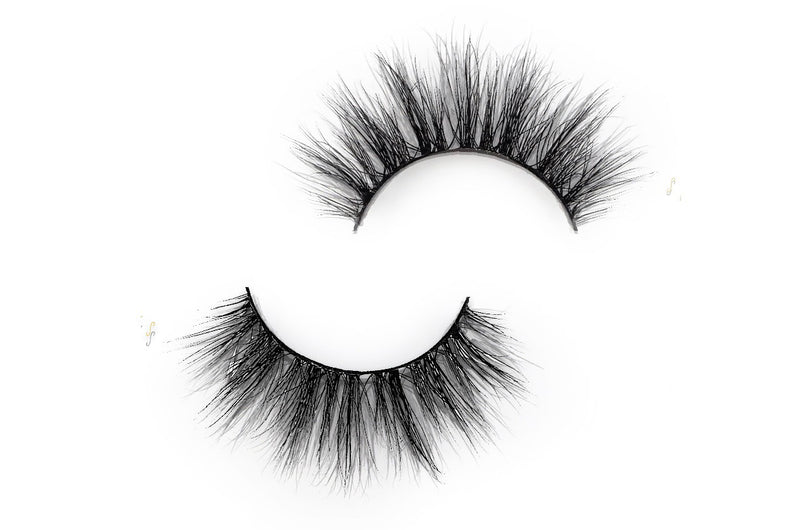 Photos Please | Mink Lashes